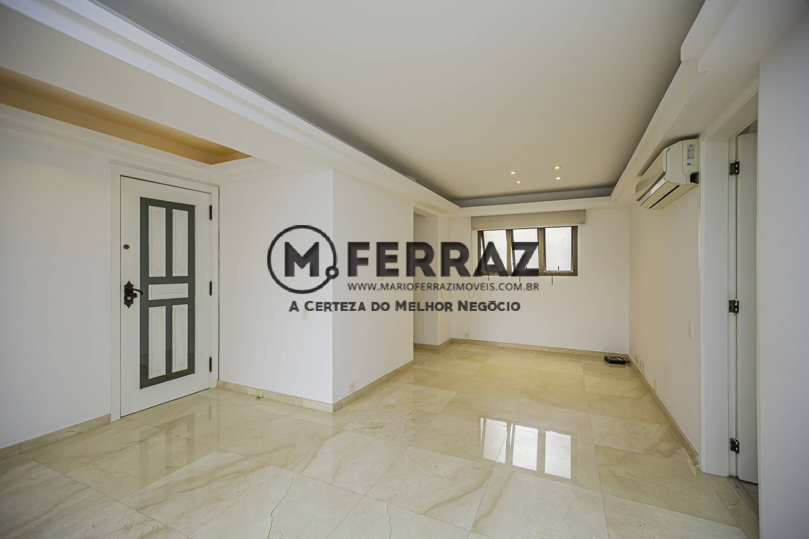 Apartamento para alugar com 3 quartos, 225m² - Foto 11