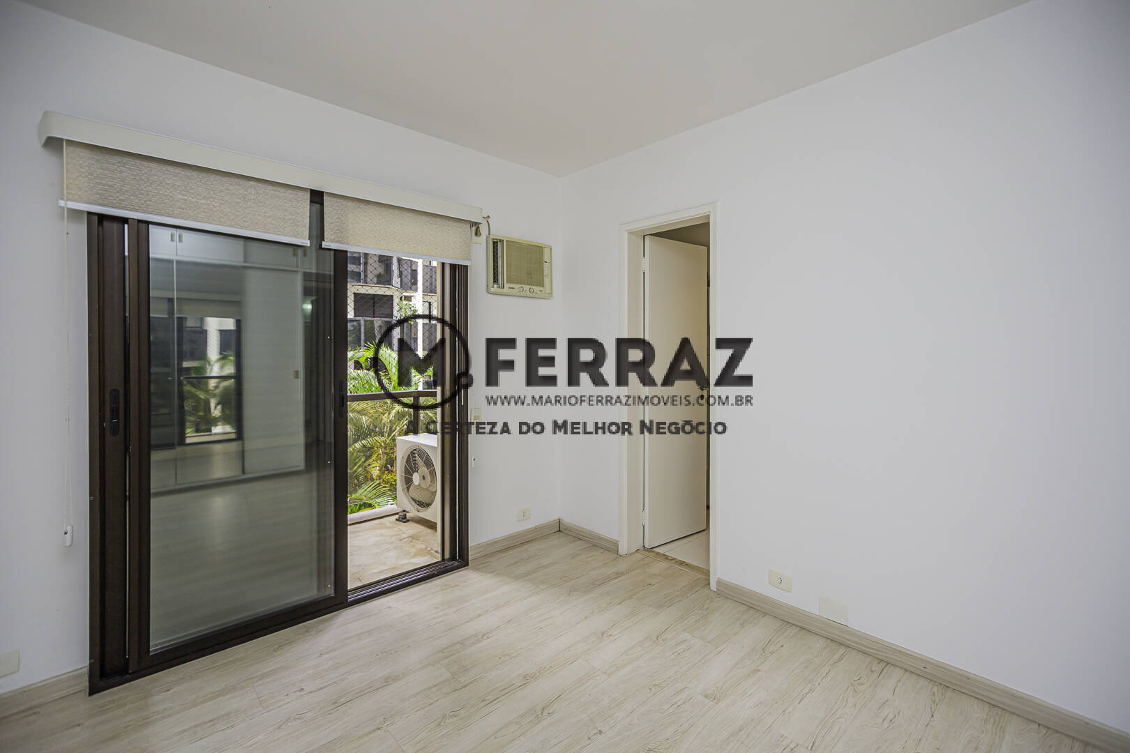 Apartamento para alugar com 3 quartos, 225m² - Foto 26