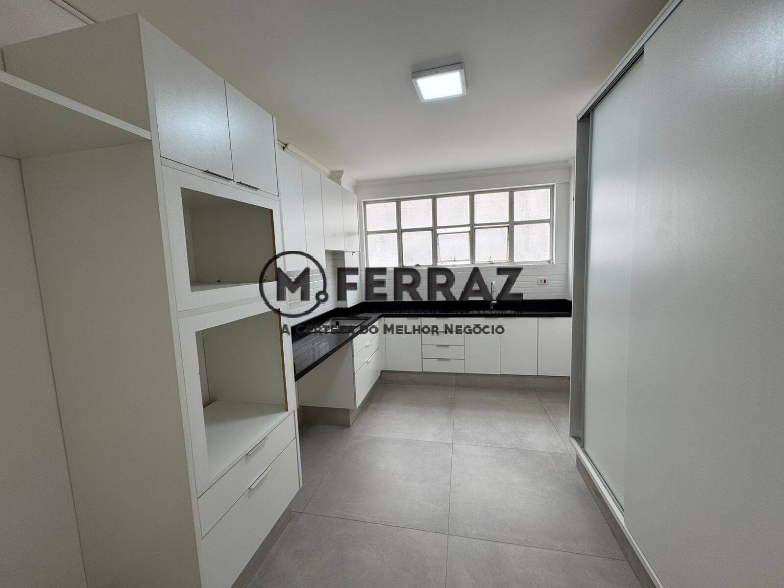 Apartamento para alugar com 3 quartos, 180m² - Foto 4