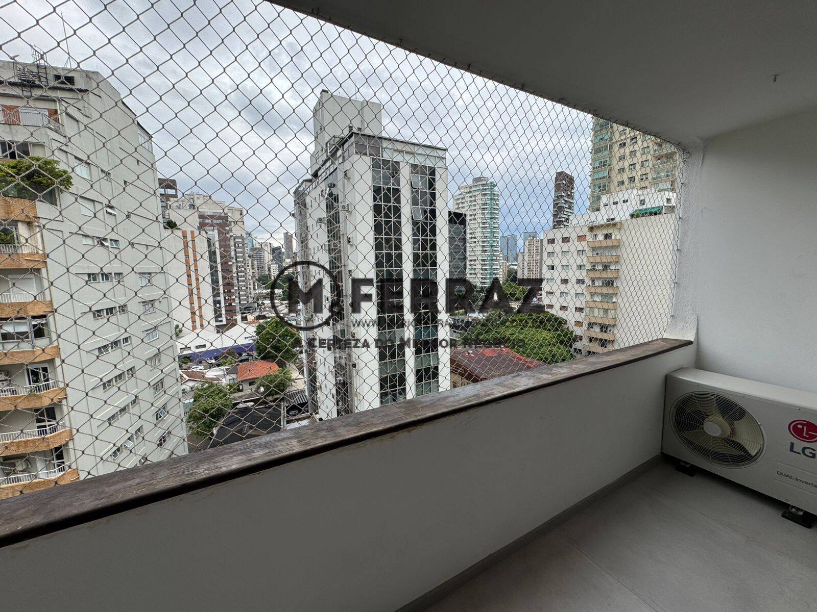 Apartamento para alugar com 3 quartos, 180m² - Foto 6