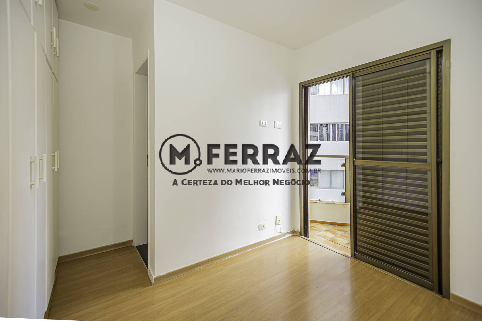 Apartamento à venda e aluguel com 3 quartos, 98m² - Foto 17