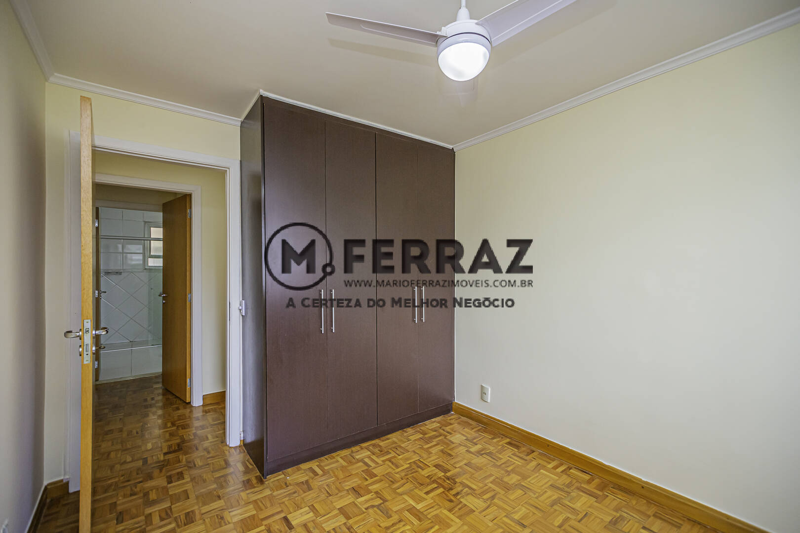 Apartamento para alugar com 3 quartos, 105m² - Foto 10