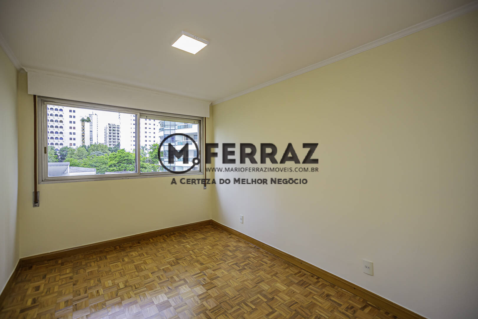 Apartamento para alugar com 3 quartos, 105m² - Foto 11