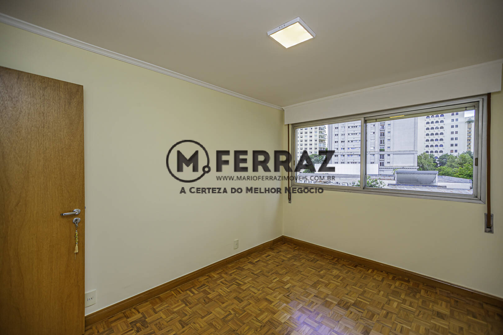 Apartamento para alugar com 3 quartos, 105m² - Foto 12