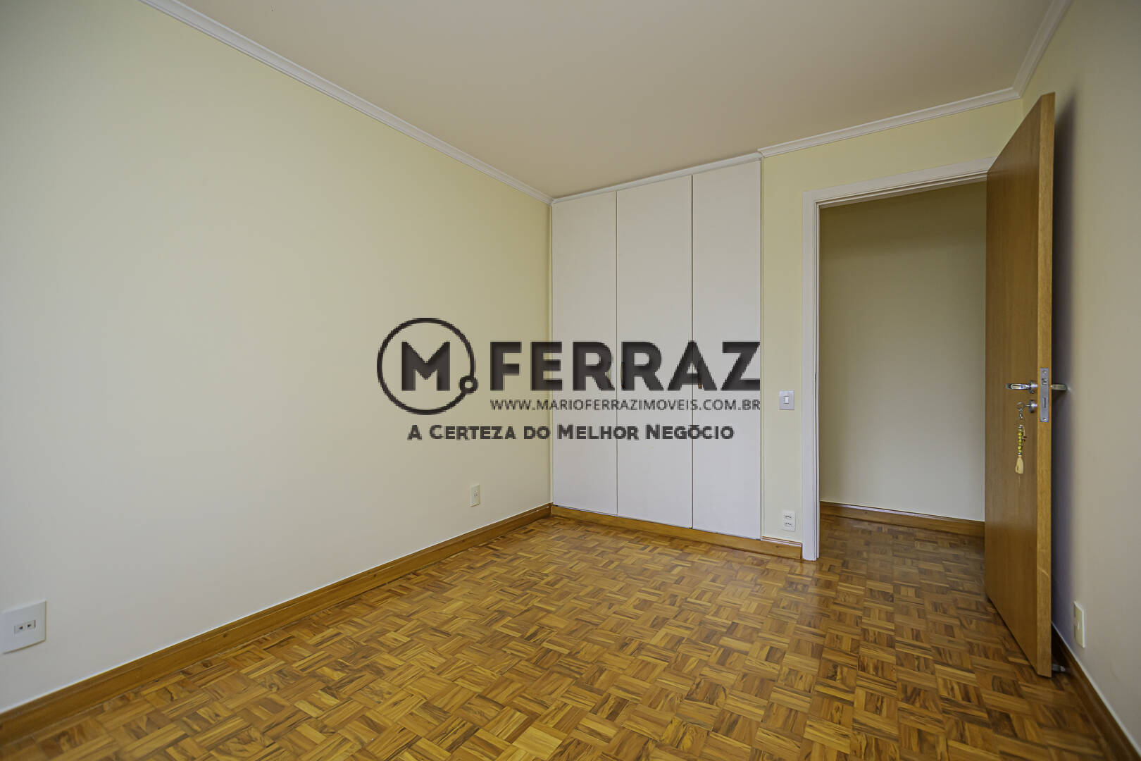 Apartamento para alugar com 3 quartos, 105m² - Foto 13