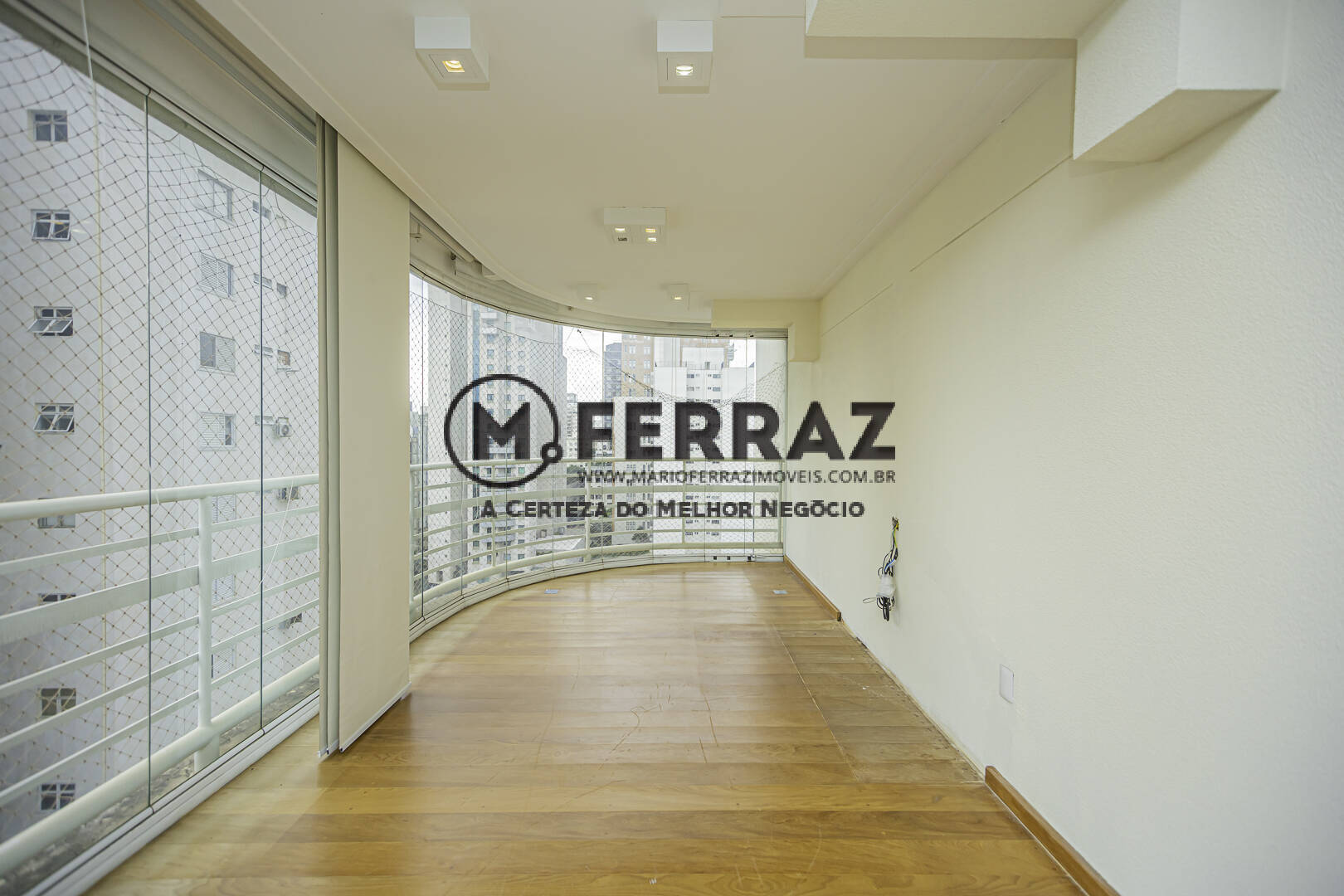 Apartamento para alugar com 3 quartos, 274m² - Foto 9