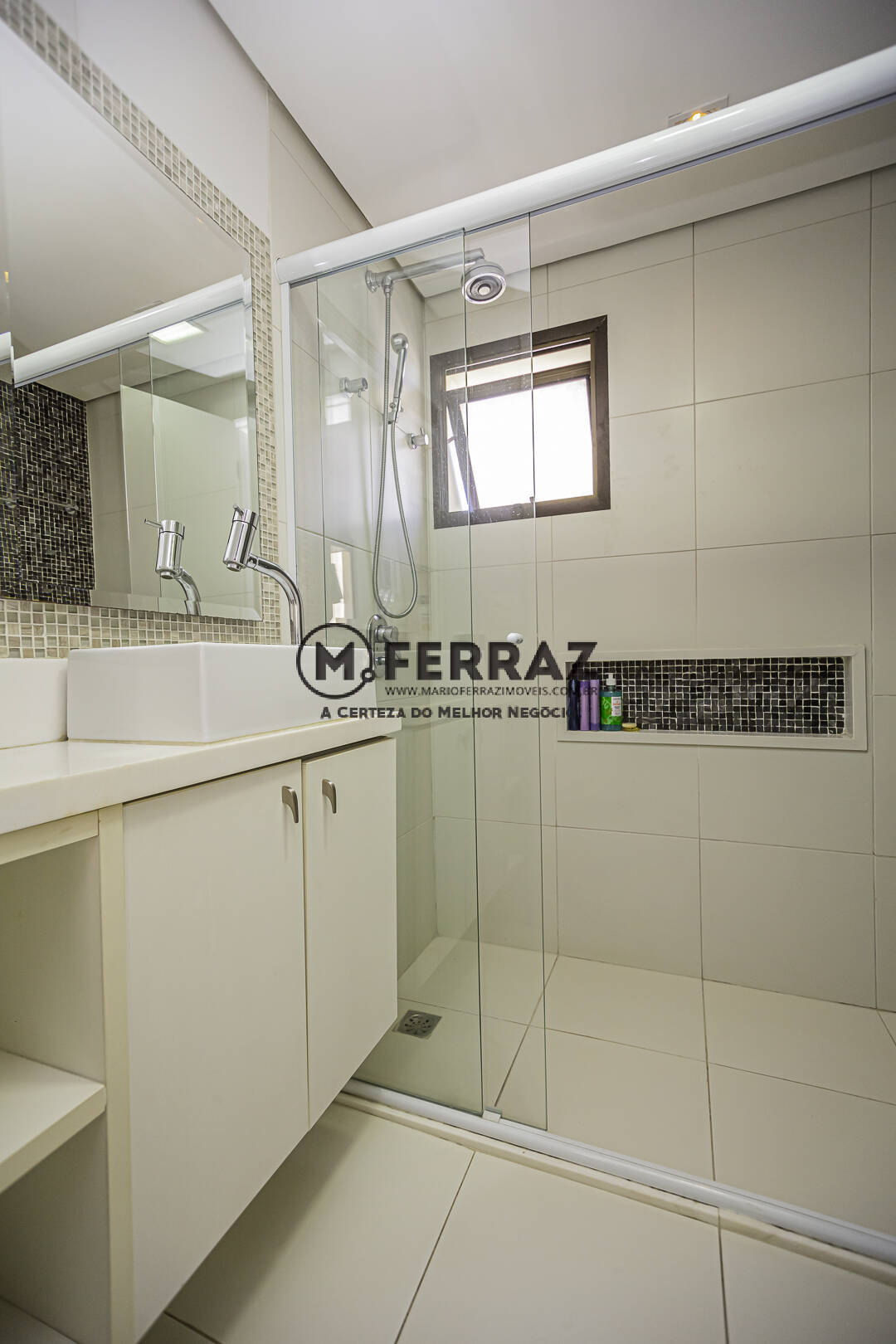 Apartamento à venda com 4 quartos, 213m² - Foto 22