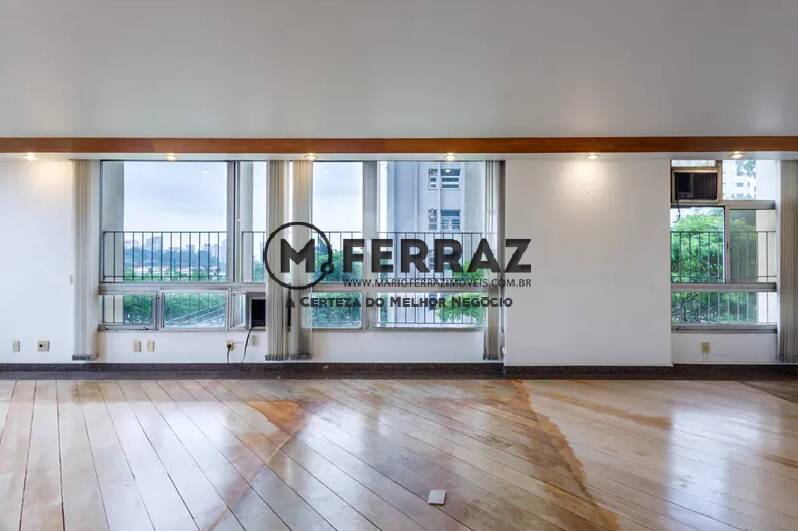 Apartamento à venda com 3 quartos, 217m² - Foto 1