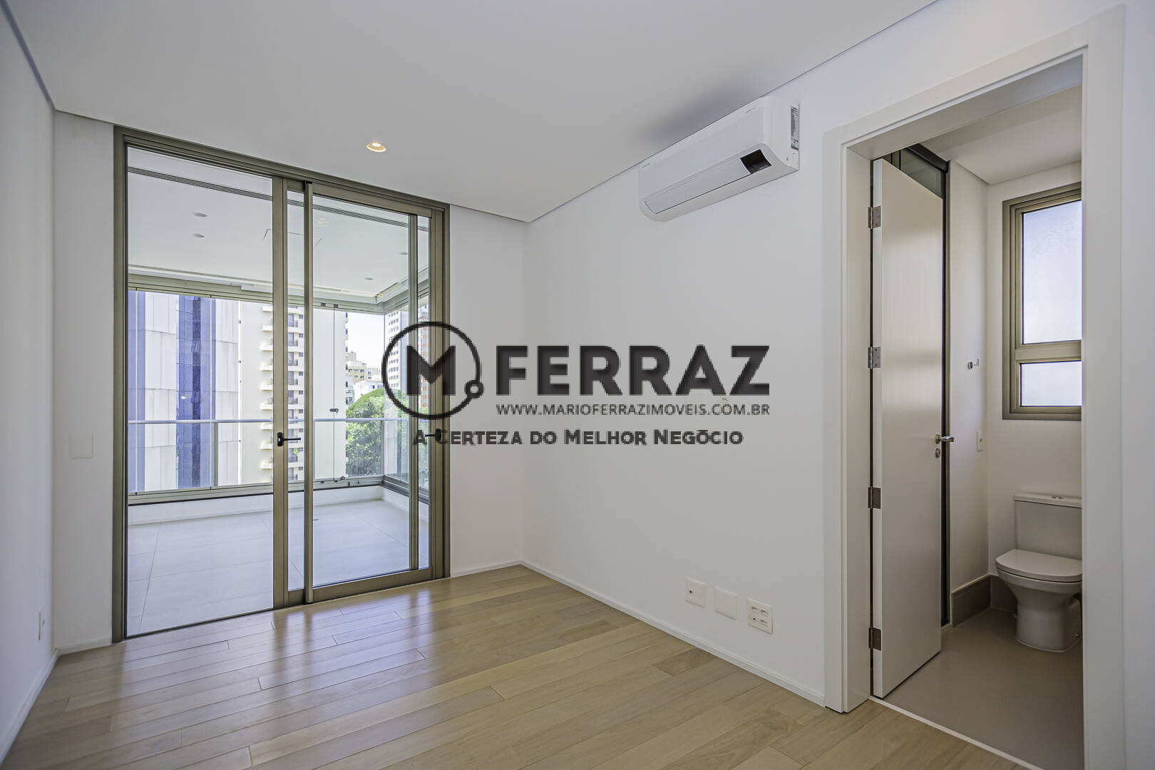 Apartamento à venda com 4 quartos, 270m² - Foto 13