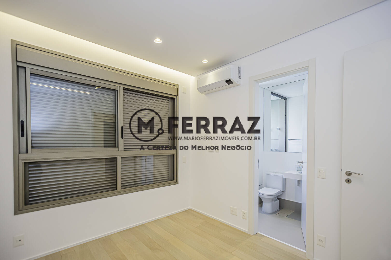 Apartamento à venda com 4 quartos, 270m² - Foto 23