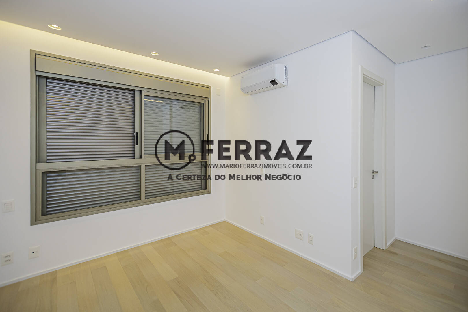 Apartamento à venda com 4 quartos, 270m² - Foto 25