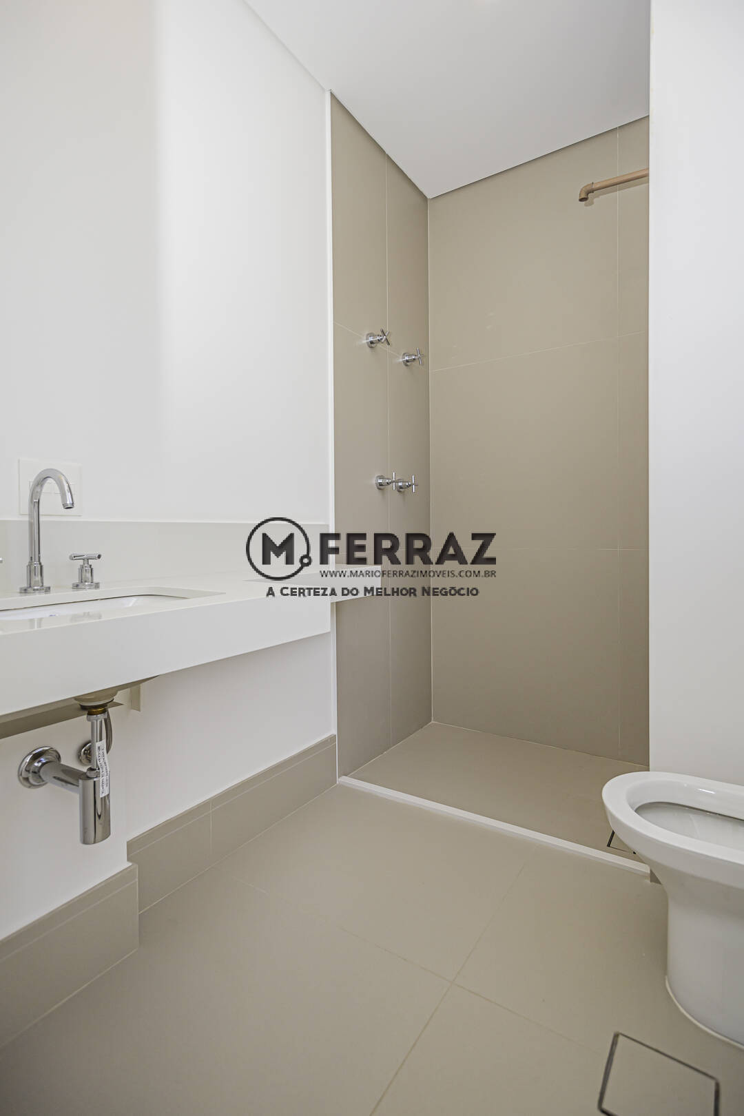 Apartamento à venda com 4 quartos, 270m² - Foto 35