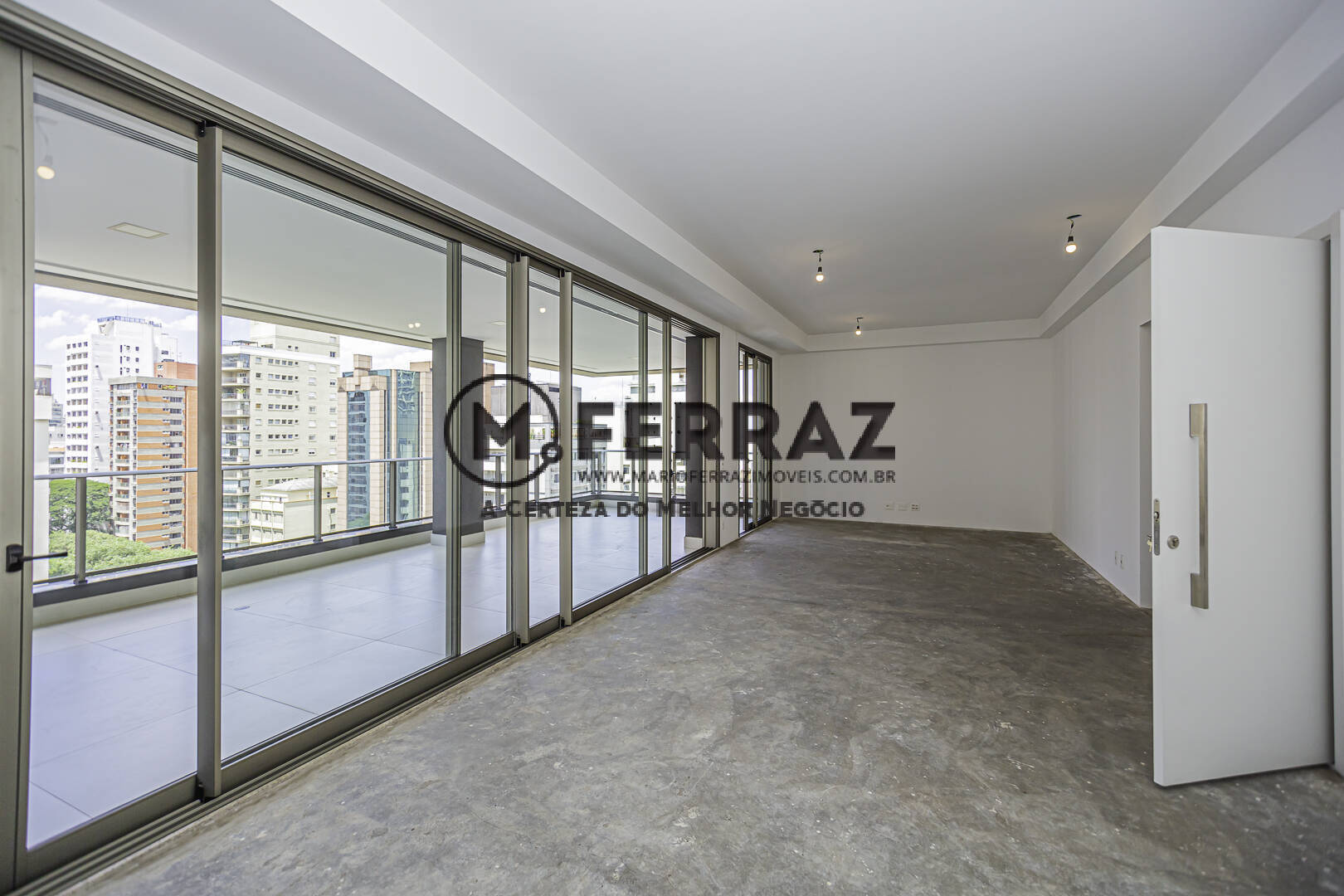 Apartamento à venda com 4 quartos, 270m² - Foto 14