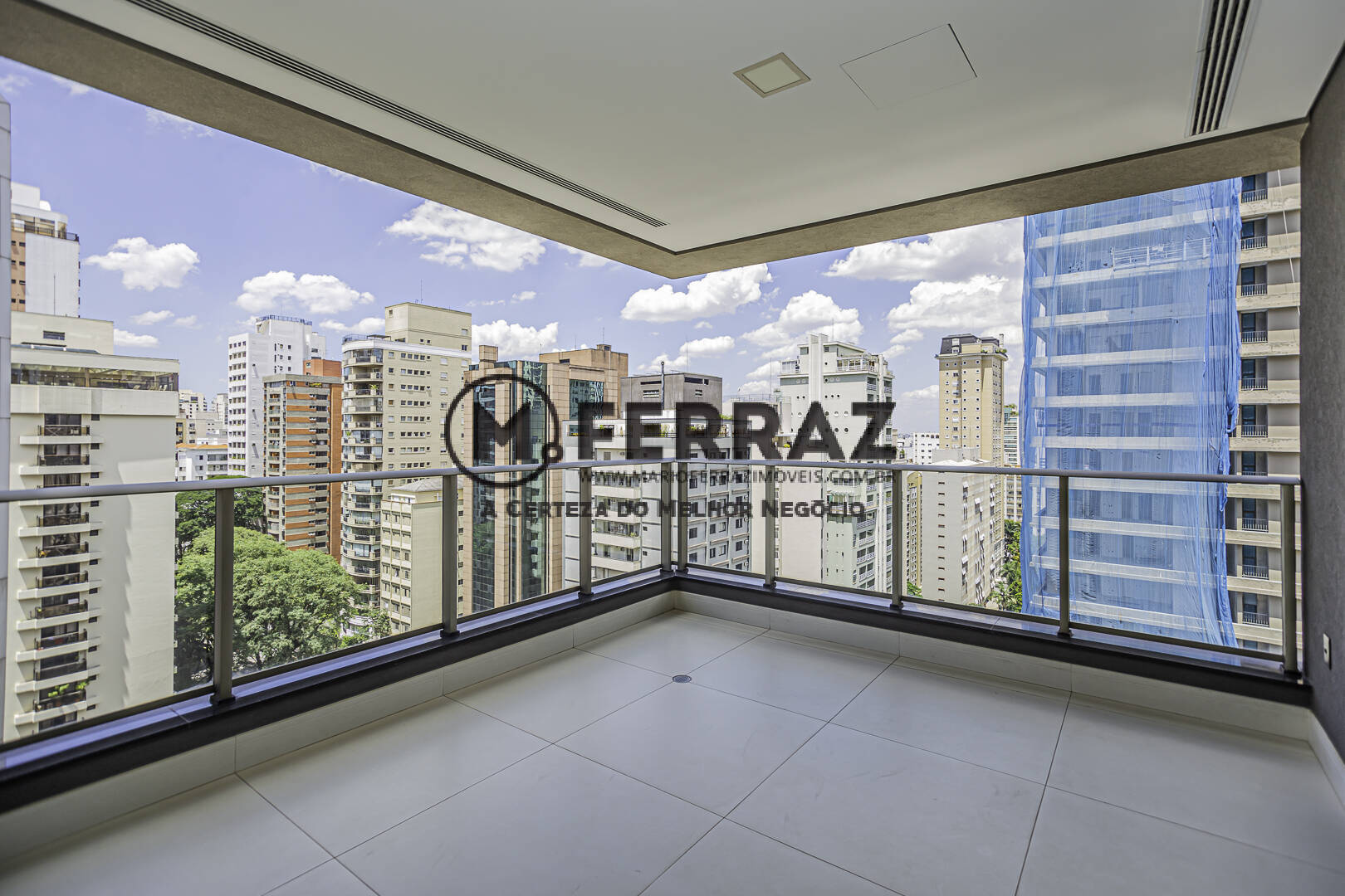 Apartamento à venda com 4 quartos, 270m² - Foto 3