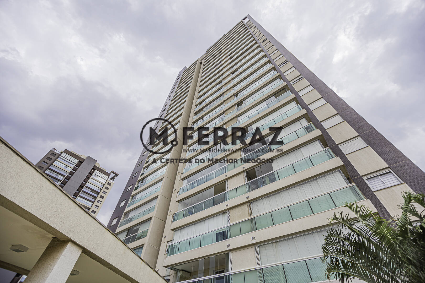 Apartamento para alugar com 2 quartos, 74m² - Foto 64