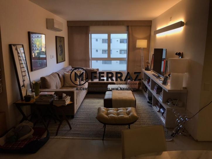 Apartamento à venda com 3 quartos, 130m² - Foto 2